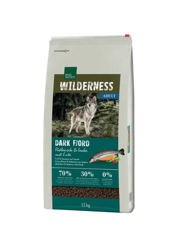 Real Nature Wilderness Dark Fjord Jelen in losos